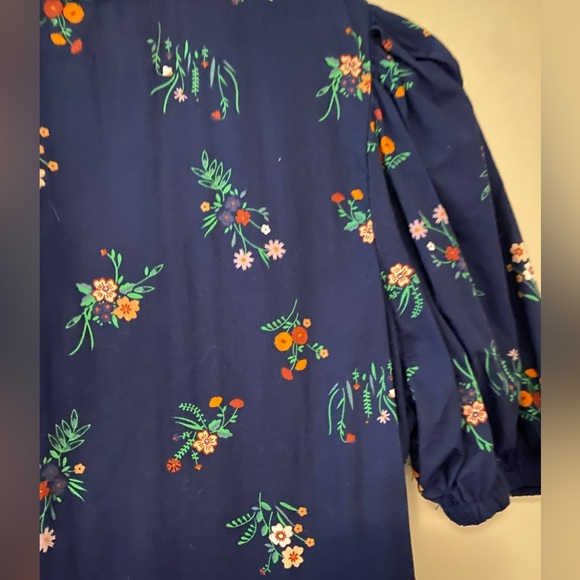 Adorable navy/floral cotton dress with puff sleeves - Picture 6 of 8